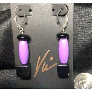 V X lite Earrings